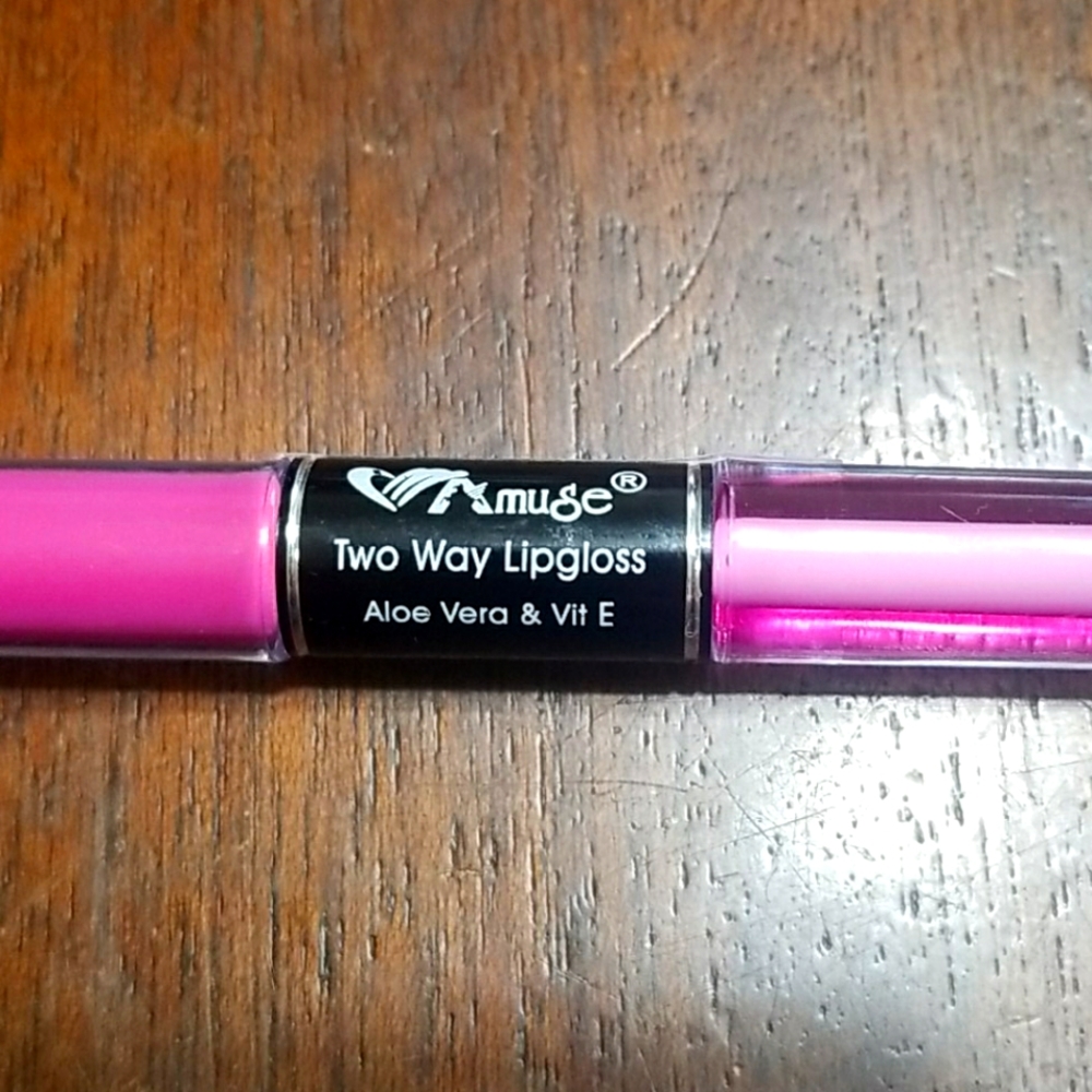Amuse Two Way Lipgloss